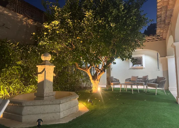 Azzurra * סן-מקסים